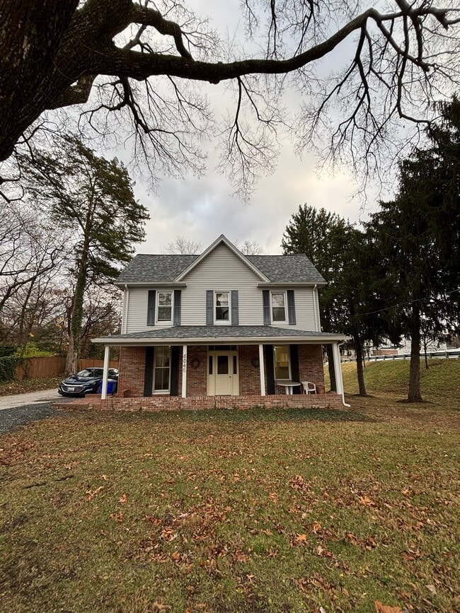 6045 Old Washington Rd, Unit 1 in Elkridge, MD - Building Photo - Building Photo