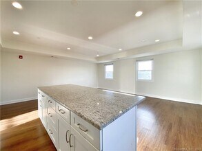 94 East Ave in Norwalk, CT - Building Photo - Building Photo