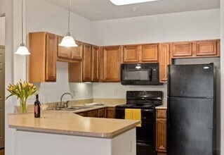 12700 Stafford Rd in Stafford, TX - Building Photo - Building Photo
