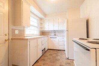 5412-5420-5420 NE 9th Ave in Portland, OR - Building Photo - Building Photo