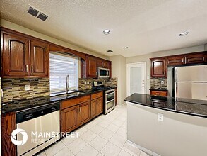 4809 Shell Ridge Dr in Fort Worth, TX - Foto de edificio - Building Photo