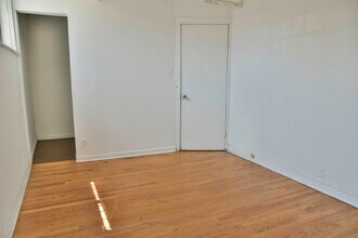 3024 N Halsted St, Unit GA in Chicago, IL - Building Photo - Building Photo