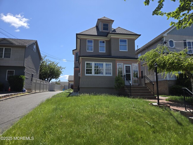 510 Belgrove Dr in Kearny, NJ - Building Photo - Building Photo