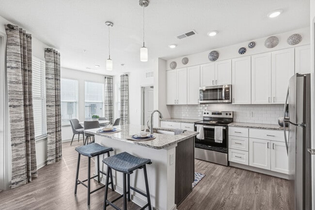 Alera at Hunters Glen in Lake Wales, FL - Foto de edificio - Building Photo