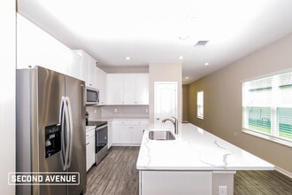 512 Falcon Ridge Rd in St. Augustine, FL - Foto de edificio - Building Photo