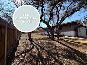 3101 Rockhill Dr in Lago Vista, TX - Building Photo - Building Photo