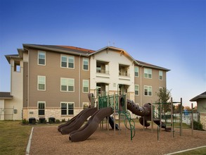 Four Seasons at Clear Creek in Fort Worth, TX - Foto de edificio - Building Photo