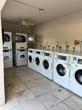 8600 SW 67th Ave in Miami, FL - Building Photo - Building Photo