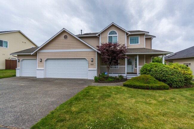 property at 1641 SW Tahoe St