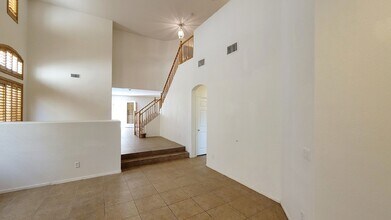 4649 Sequoia Park Ave in Las Vegas, NV - Foto de edificio - Building Photo