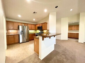 30648 Vía Pared in Thousand Palms, CA - Building Photo - Building Photo