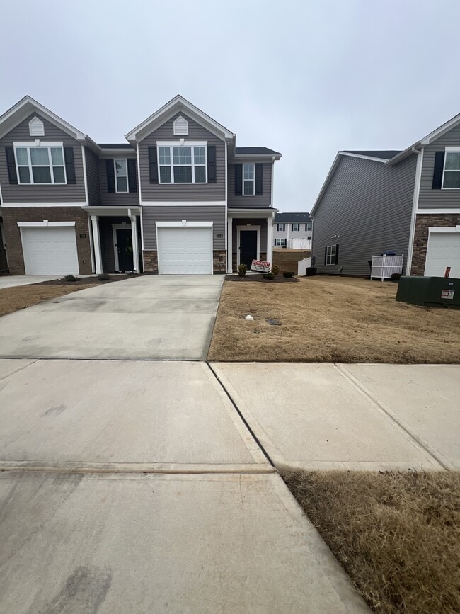 property at 1314 Amberview Ln