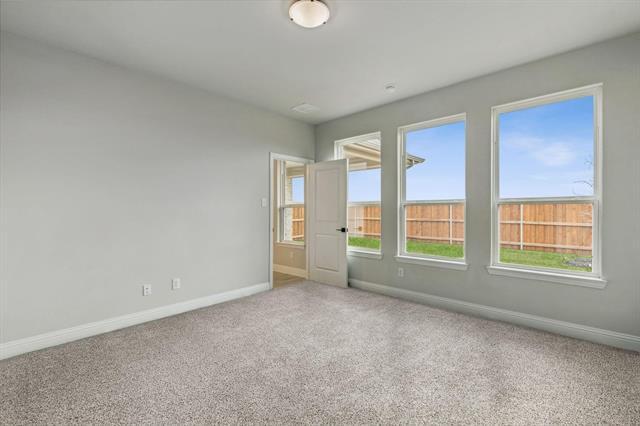 property at 2821 Woodland Ct