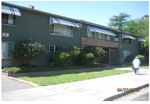 Oak Manor Apartments in Stockton, CA - Building Photo - Building Photo