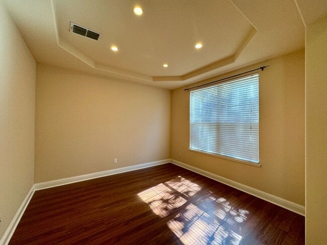 property at 1168 Burwick Ln