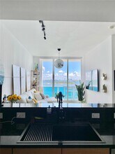 725 NE 22nd St in Miami, FL - Building Photo - Building Photo