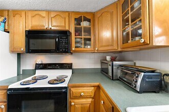 4746 Azalea Dr in New Port Richey, FL - Building Photo - Building Photo