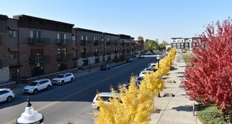 232 Mulberry St, Unit 232 Mulberry St in Jeffersonville, IN - Building Photo