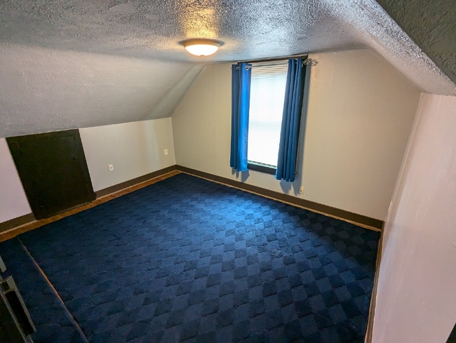 329 NW 21st St in Corvallis, OR - Building Photo - Building Photo