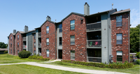 LionsHead Apartments in Omaha, NE - Building Photo - Building Photo