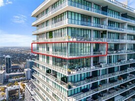 480 NE 31st St, Unit PH5101 in Miami, FL - Building Photo