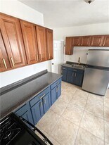 114 Warren Ave in East Providence, RI - Building Photo