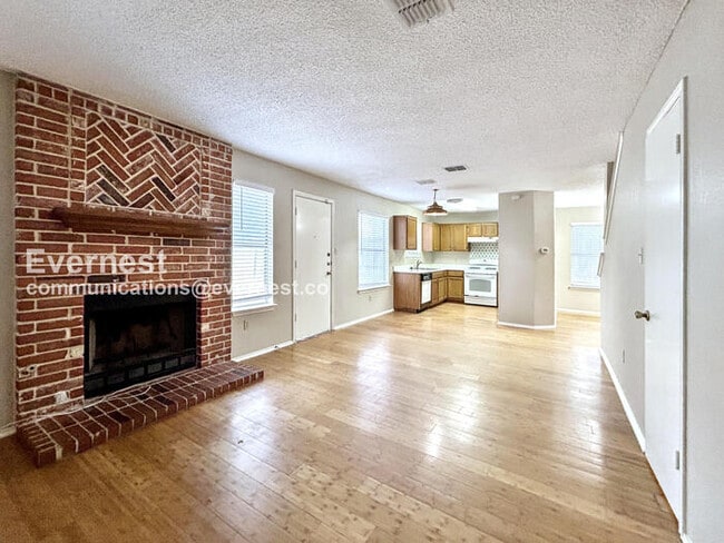 13923 Conner Downs Dr in Pflugerville, TX - Building Photo - Building Photo