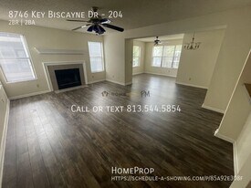 8746 Key Biscayne Dr in Tampa, FL - Building Photo