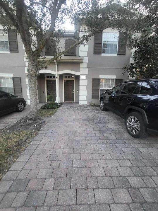 2369 Caravelle Cir in Kissimmee, FL - Building Photo