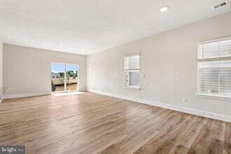 112 Charing Cross Dr in Stephens City, VA - Building Photo - Building Photo