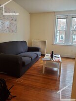 316 St Paul St in Brookline, MA - Building Photo