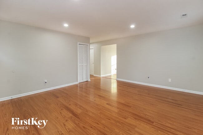 1820 Willora St in Greensboro, NC - Building Photo - Building Photo