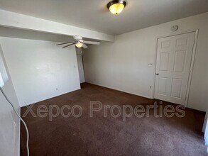 66300 Hacienda Ave in Desert Hot Springs, CA - Building Photo - Building Photo