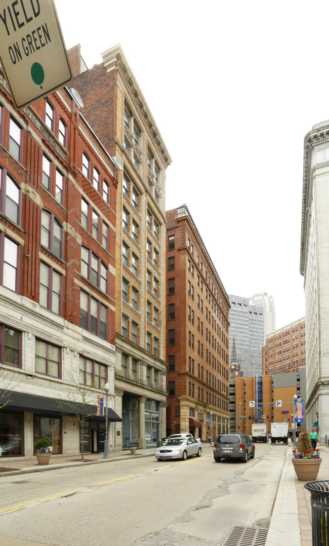 The William in Pittsburgh, PA - Foto de edificio - Building Photo