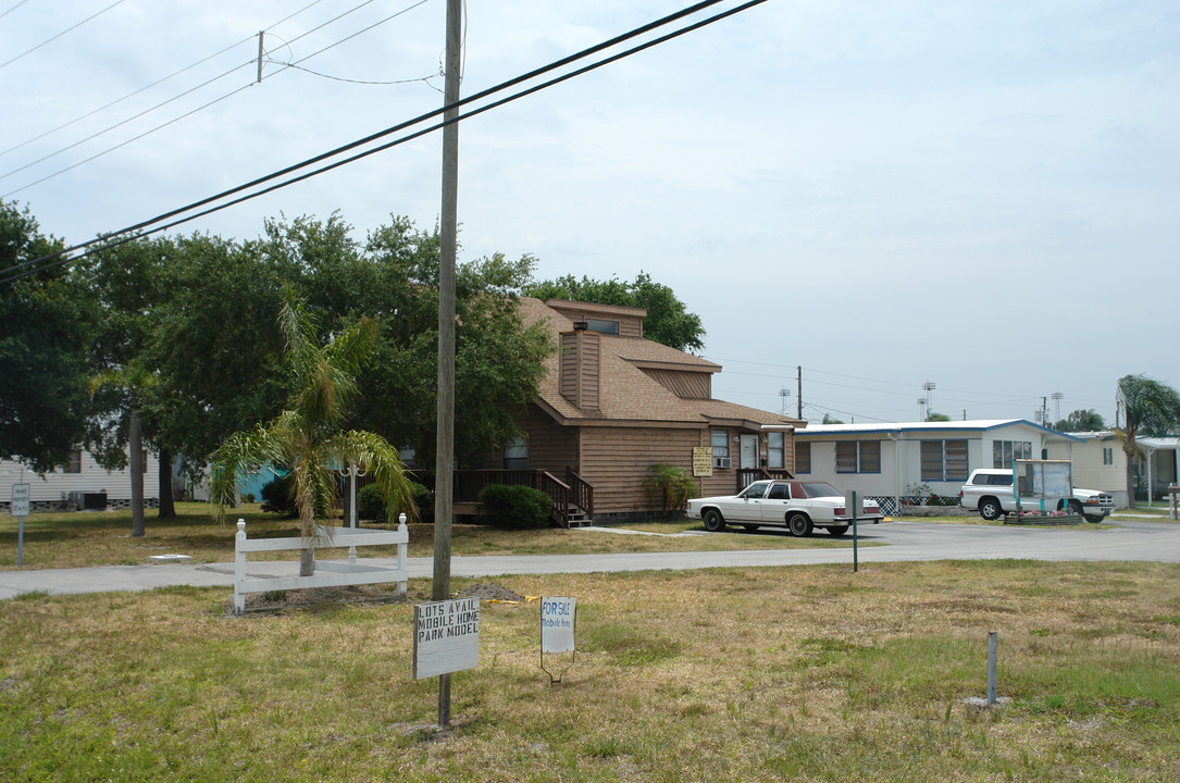 Sun Seair Mobile Home Park in Largo, FL - Foto de edificio