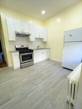 16 Tonnelle Ave in Jersey City, NJ - Building Photo - Building Photo