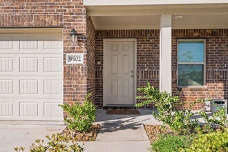 9502 Brookside Point Dr in Baytown, TX - Building Photo - Building Photo