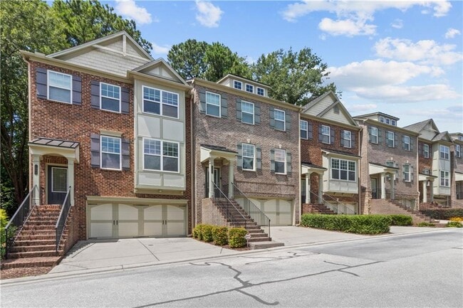 2086 Cobblestone Cir NE in Atlanta, GA - Building Photo - Building Photo