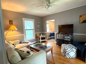 33 O'Brion St in Portland, ME - Building Photo - Building Photo