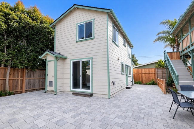 620 Columbia St in Santa Cruz, CA - Building Photo - Building Photo