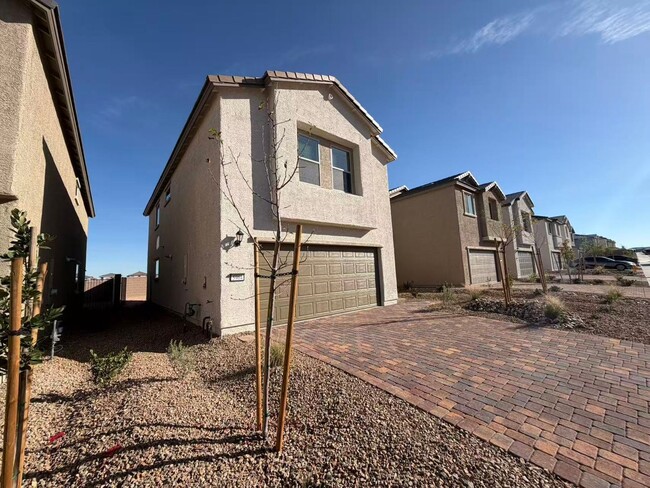 5964 Swift Lariat St in Las Vegas, NV - Building Photo - Building Photo