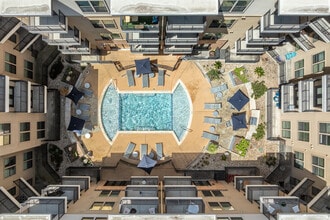 Grandmarc Austin in Austin, TX - Foto de edificio - Building Photo