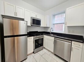 78 Kilsyth Rd, Unit 111 in Boston, MA - Building Photo