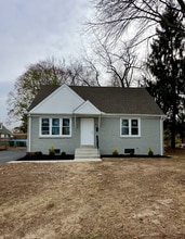 805 Kenyon Ln in Newark, DE - Building Photo - Building Photo