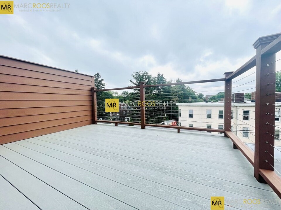 53 Kent St, Unit 3 in Somerville, MA - Foto de edificio