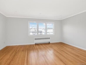 226 Kingston Ave in Yonkers, NY - Building Photo - Building Photo