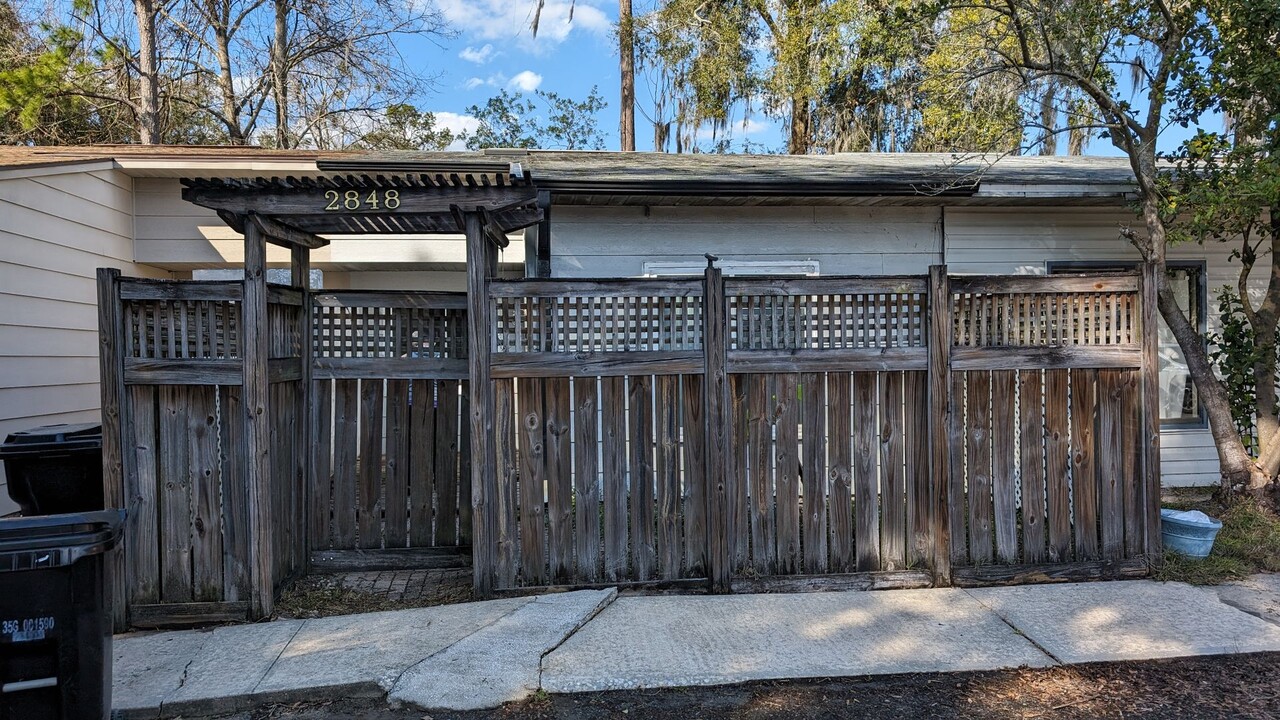 2848 SW 39th Ave in Gainesville, FL - Building Photo