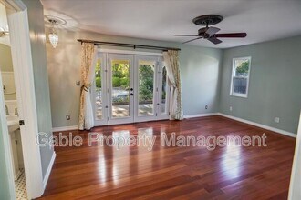26421 Torrey Pines Dr in Santa Clarita, CA - Building Photo - Building Photo