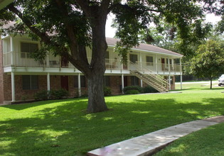 Brenham Park Apartments in Brenham, TX - Building Photo - Building Photo