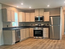 2404 N 8th St in Red Oak, IA - Building Photo